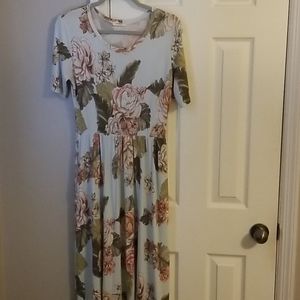 Promesa Floral Dress